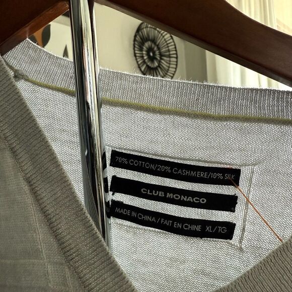 NWOT Club Monaco Sleeveless V Neck Crew Top Cashmere Silk XL Squares - Picture 6 of 10